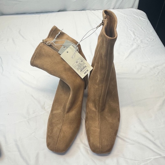 A‎ New Day Womens Taupe Ankle Boot Suede Pippa Size 11 - Picture 1 of 8